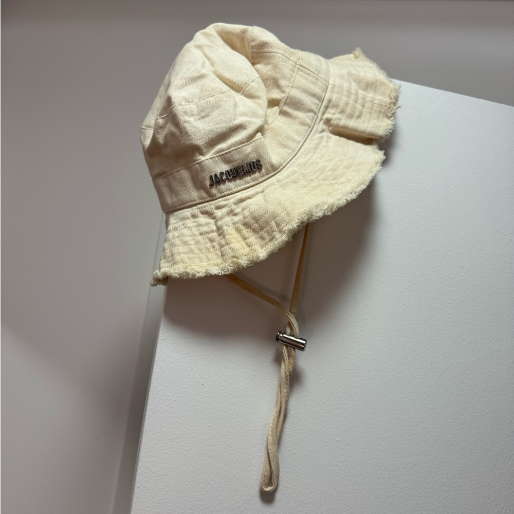 Jacquemus Kids Off-White Bucket Hat